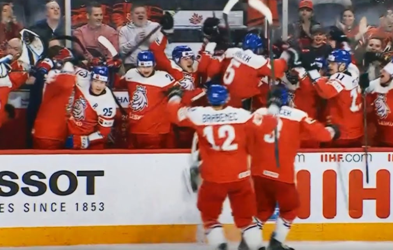 Nadchodzi fala! Czescy obrońcy nowej generacji zdominują NHL?