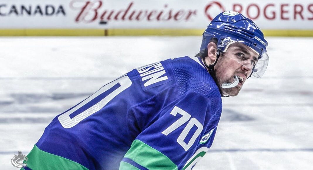 Wymiana. Canadiens wciąż zyskują na transferze Karlssona. Canucks obniżają pułap
