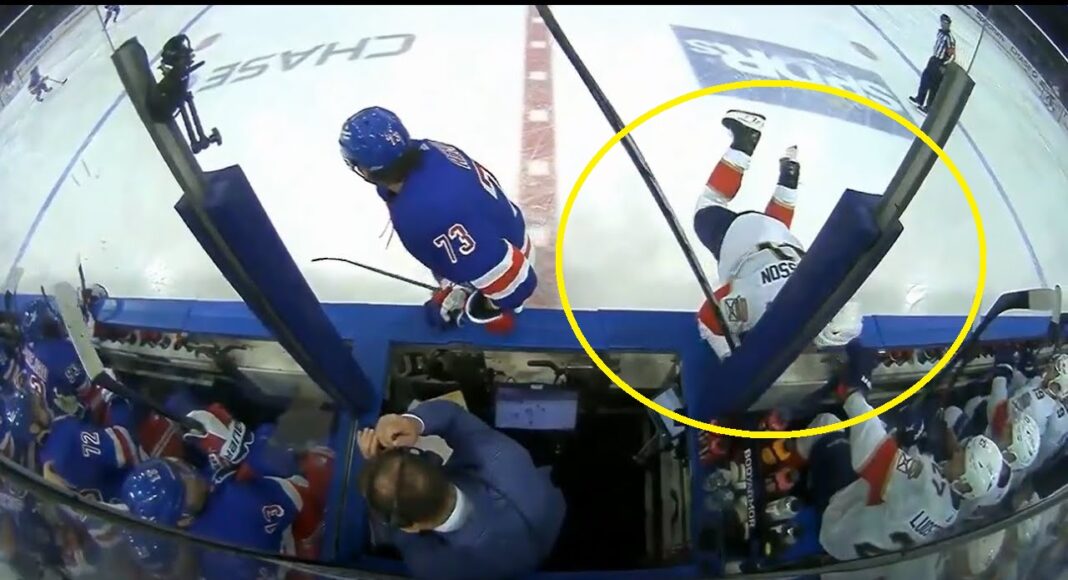 Tak się wygrywa mecz NHL w sześć minut! Sekret Małego Johna z Wielkiego Jabłka