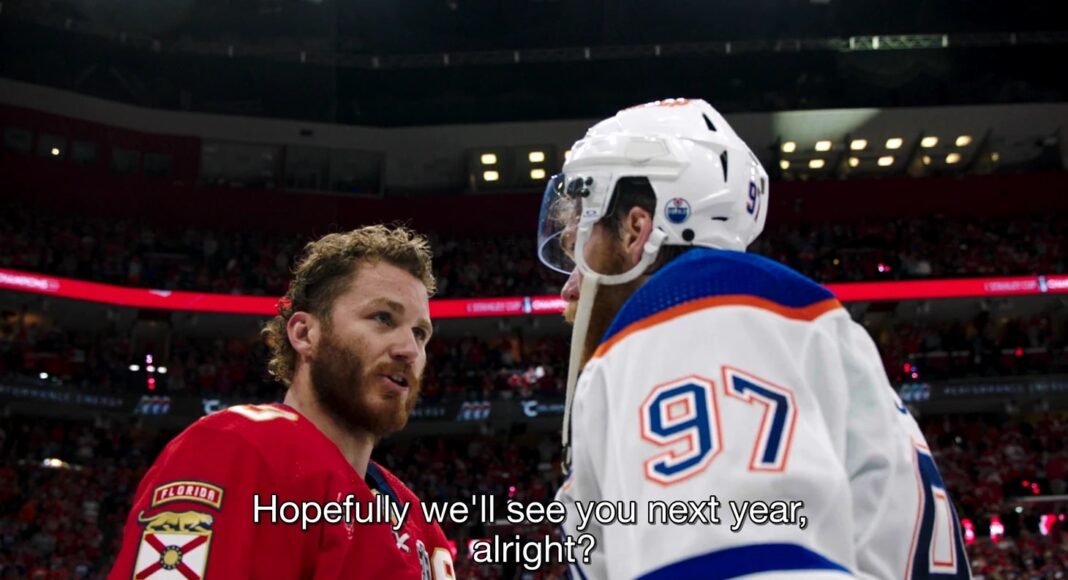 Rywale mają go za dzbana. Jest fenomenem NHL