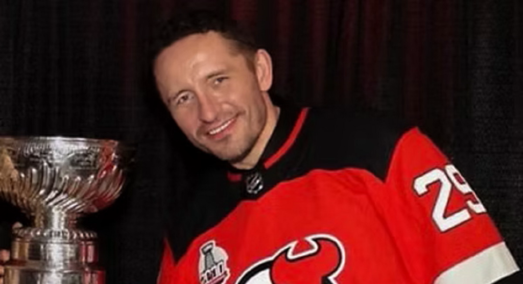 Oni przynieśli dumę swoim krajom w NHL! Krzysztof Oliwa polskim pionierem
