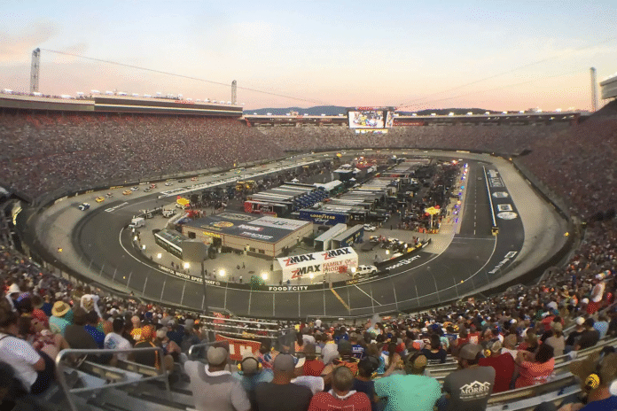 bristol-motor-speedway-track
