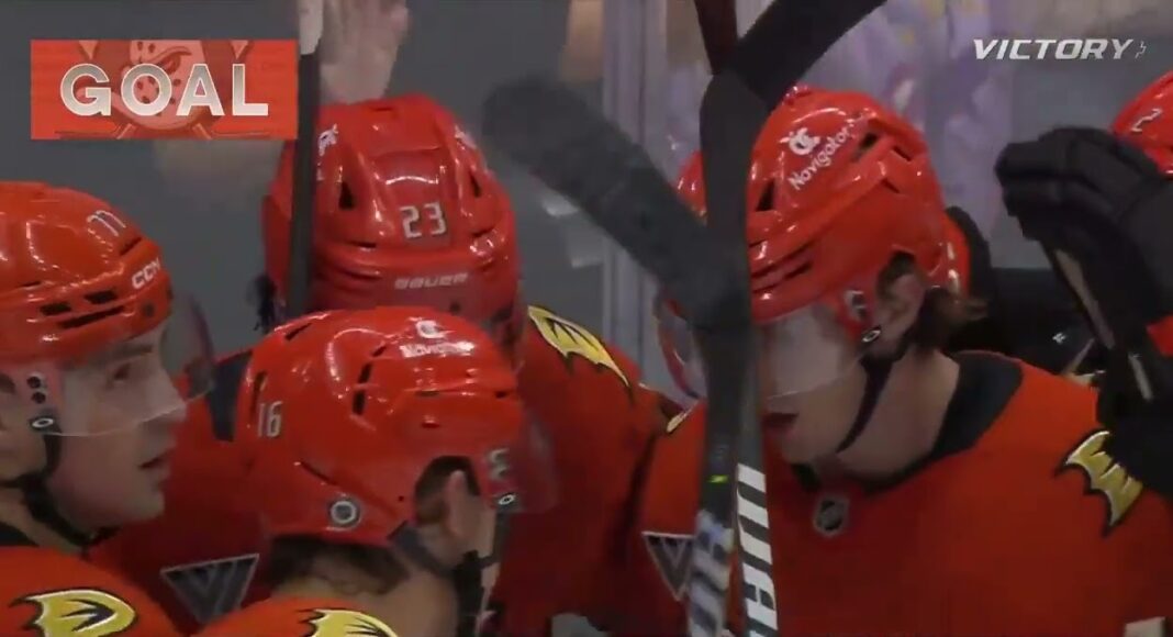 Dwa tygodnie po terminie, ale jest! Przyszły kapitan ekipy NHL na pokładzie