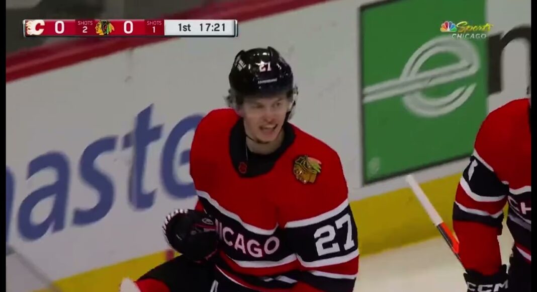 Szukał kostiumu na Halloween. Dostał wieść o swoim transferze w NHL. Hokej