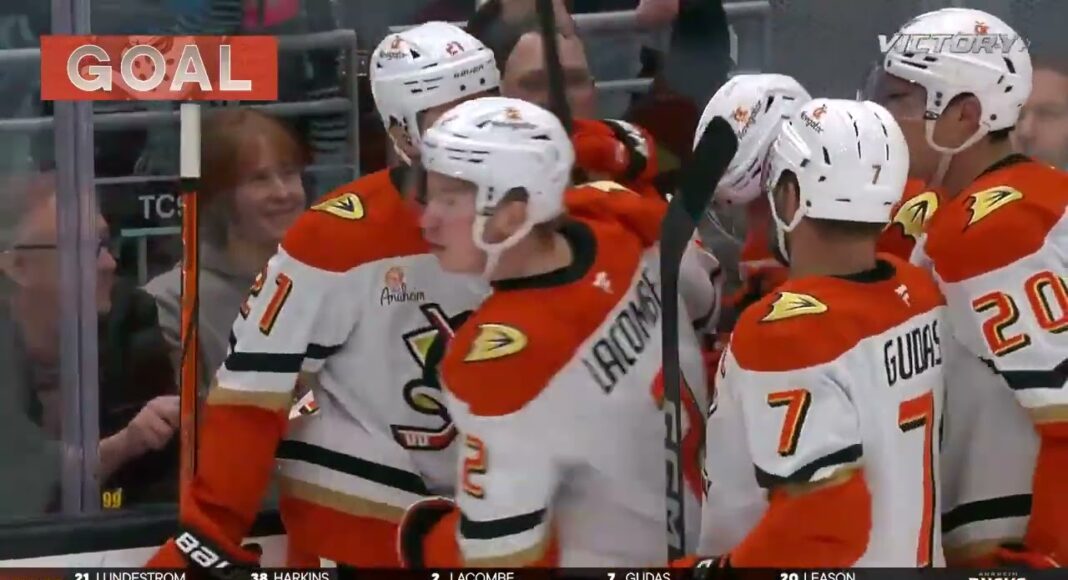Trwają płacowe żniwa w NHL! Nowy najdroższy gracz klubu w całej historii. Hokej