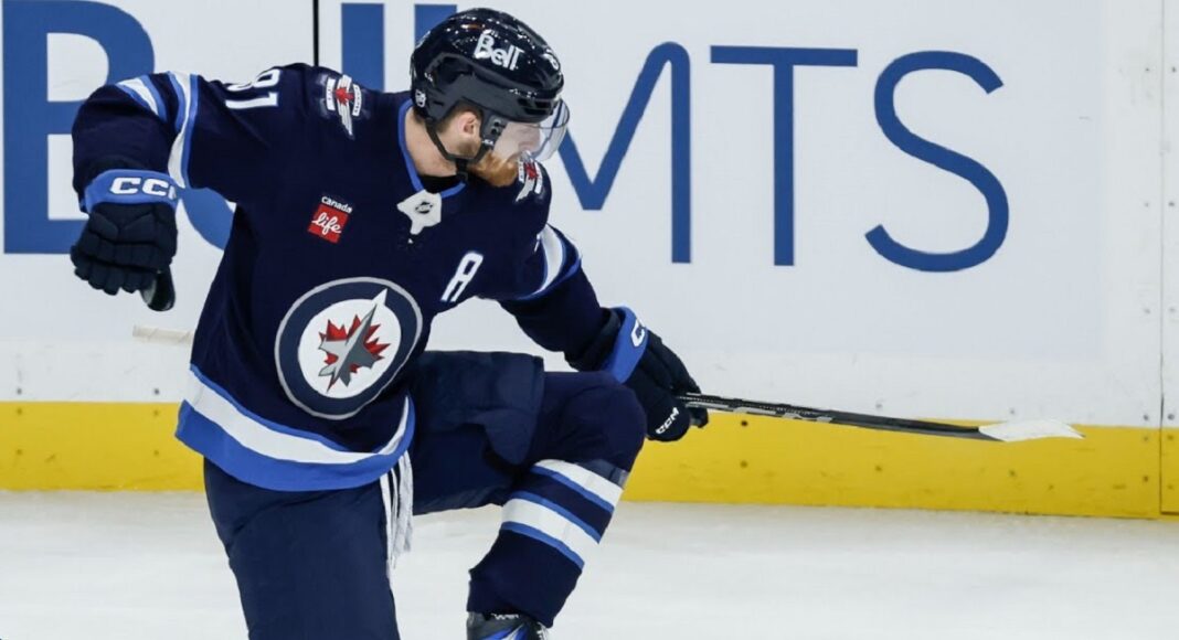 Connor który wziął większą wypłatę niż McDavid! Milioner z głębokiej Kanady. Hokej
