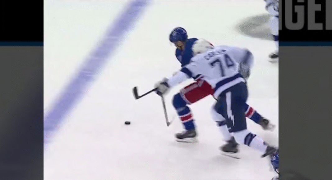 Antybramkoza niszczy gwiazdy NHL! Jak wyleczyć ich strzelecką niemoc?